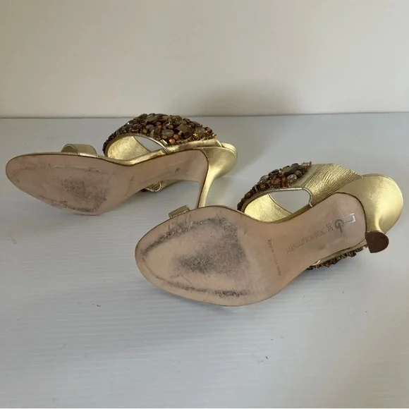 Manolo Blahnik DOGE 115 Jeweled Gold
Mule Heeled Sandals size EU 36 US 5.5 - Picture 8 of 10